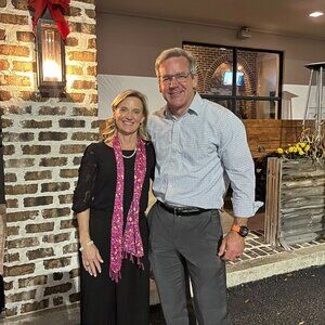 Meet your Posher, Avery